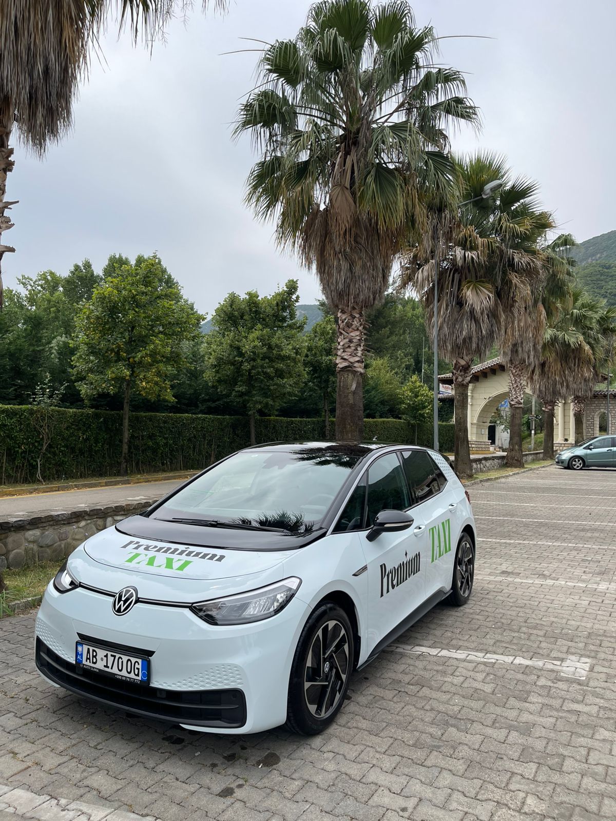Premium Taxi Volkswagen ID.3 electric
